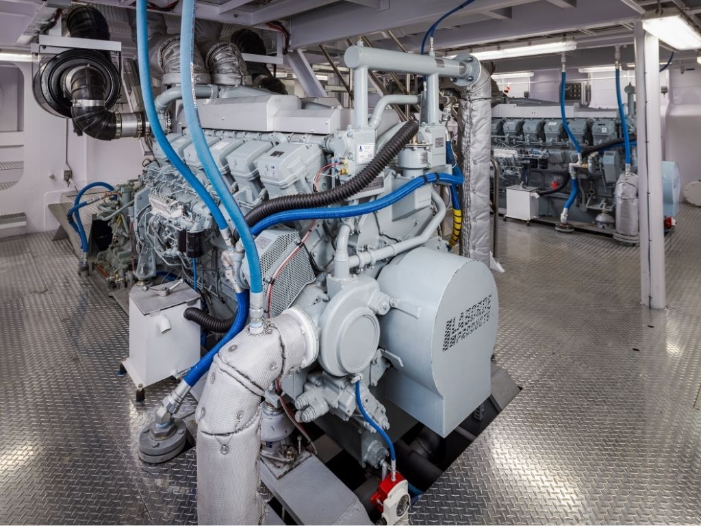 Mitsubishi S12R Tier 4 engines